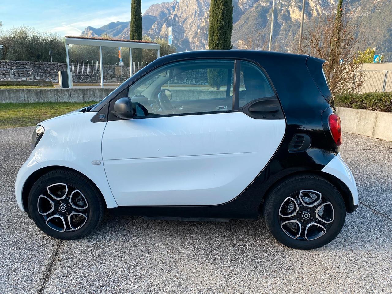 Smart ForTwo EQ Passion ... un fruscio nell'aria