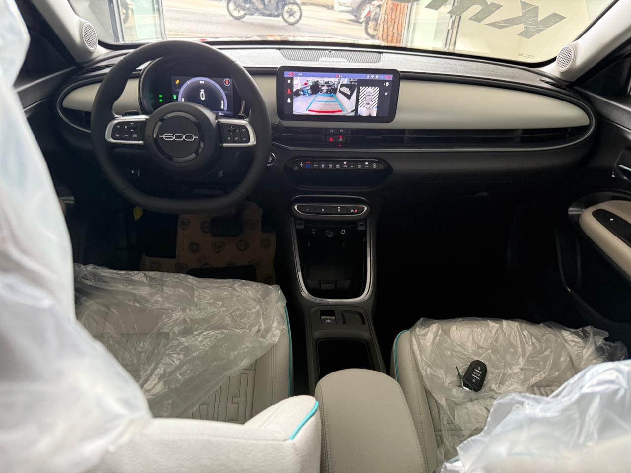 Fiat 600 Hybrid 145 CV DCT MHEV La Prima