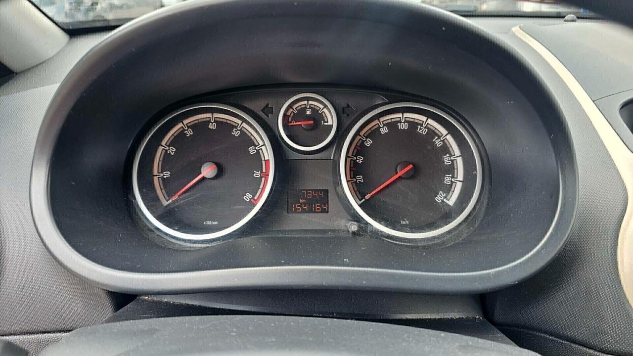 Opel Corsa 1.2 5 porte Enjoy Neopatentati