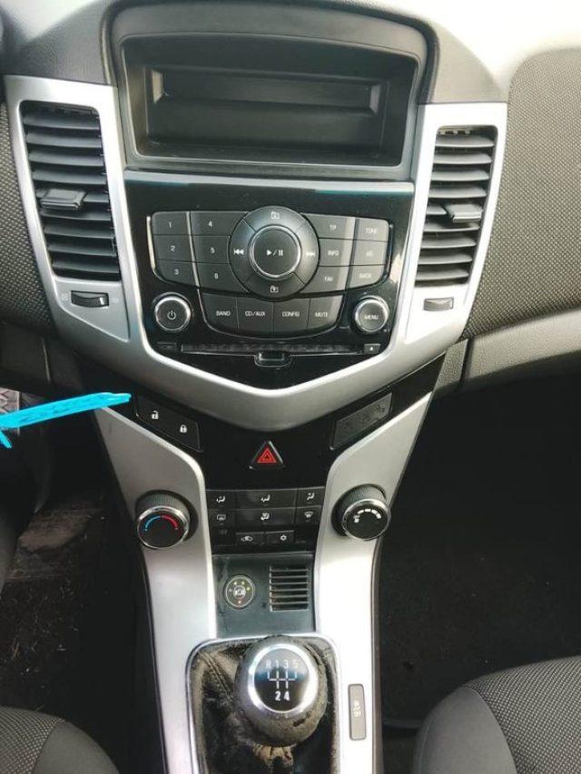 CHEVROLET Cruze 1.8 5 porte LT GPL