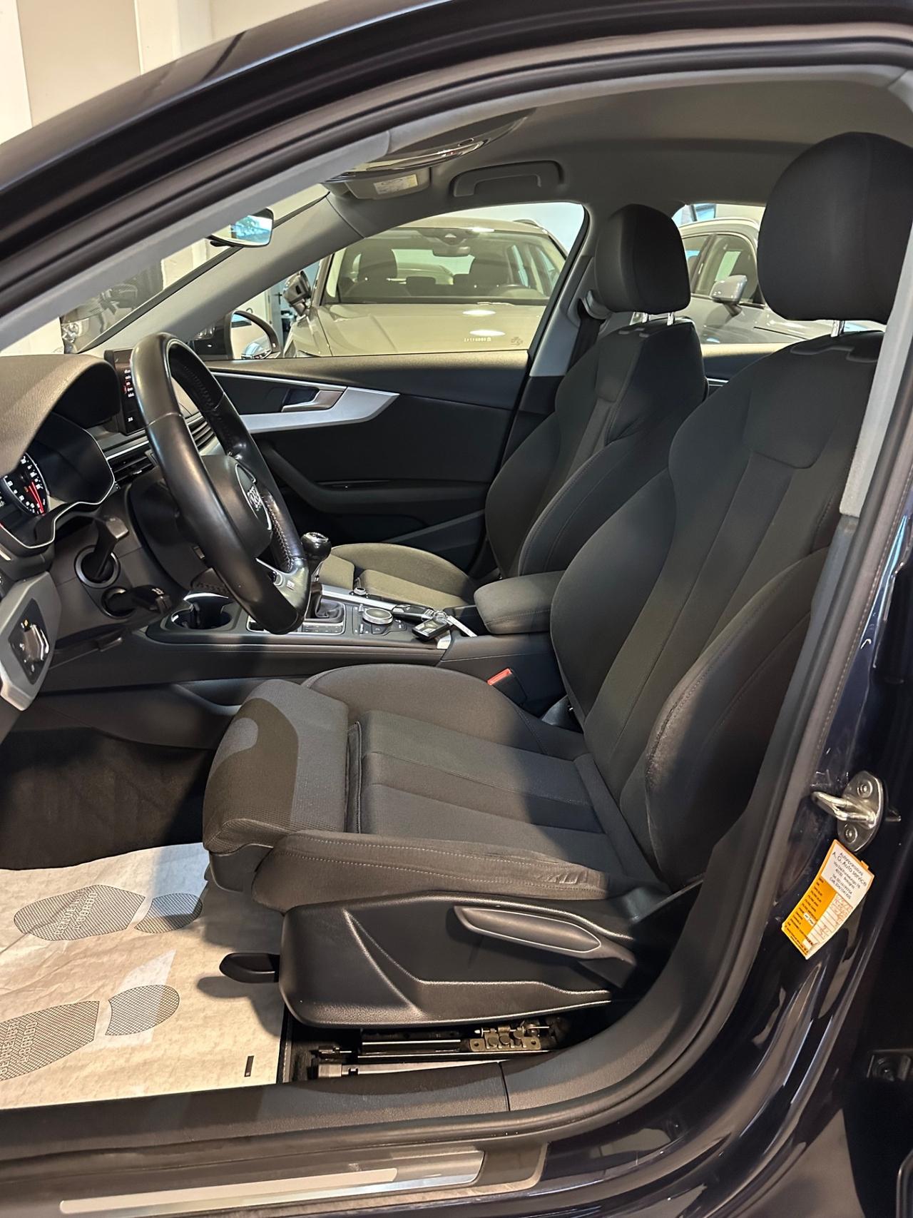 Audi A4 2.0 TDI 150 CV ultra Business Sport