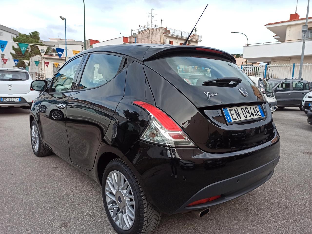 Lancia Ypsilon 1.3 MJT 16V 95 CV 5p. S&S Platinum