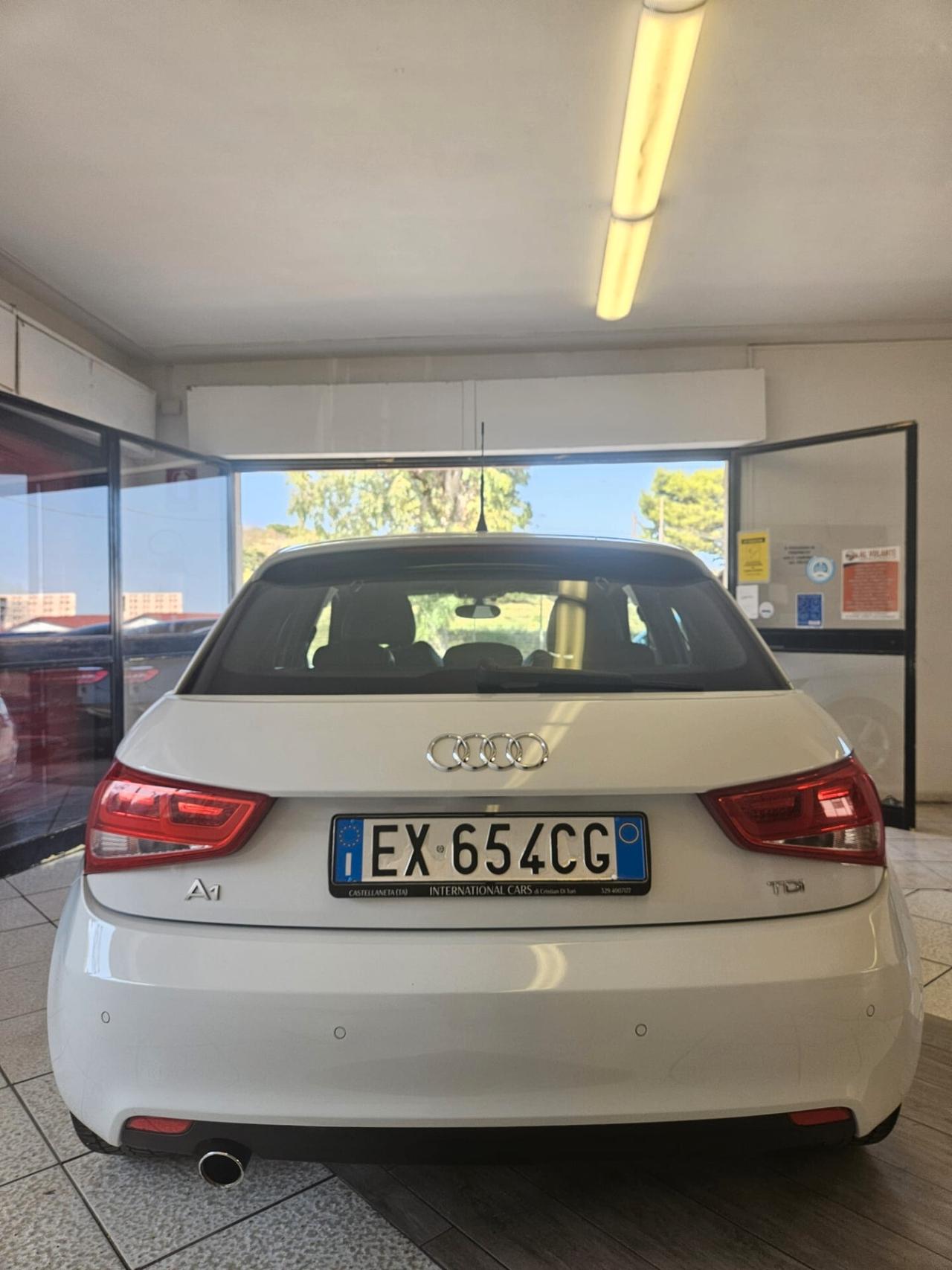 Audi A1 SPB 1.6 TDI Sline 90cv neopatentati