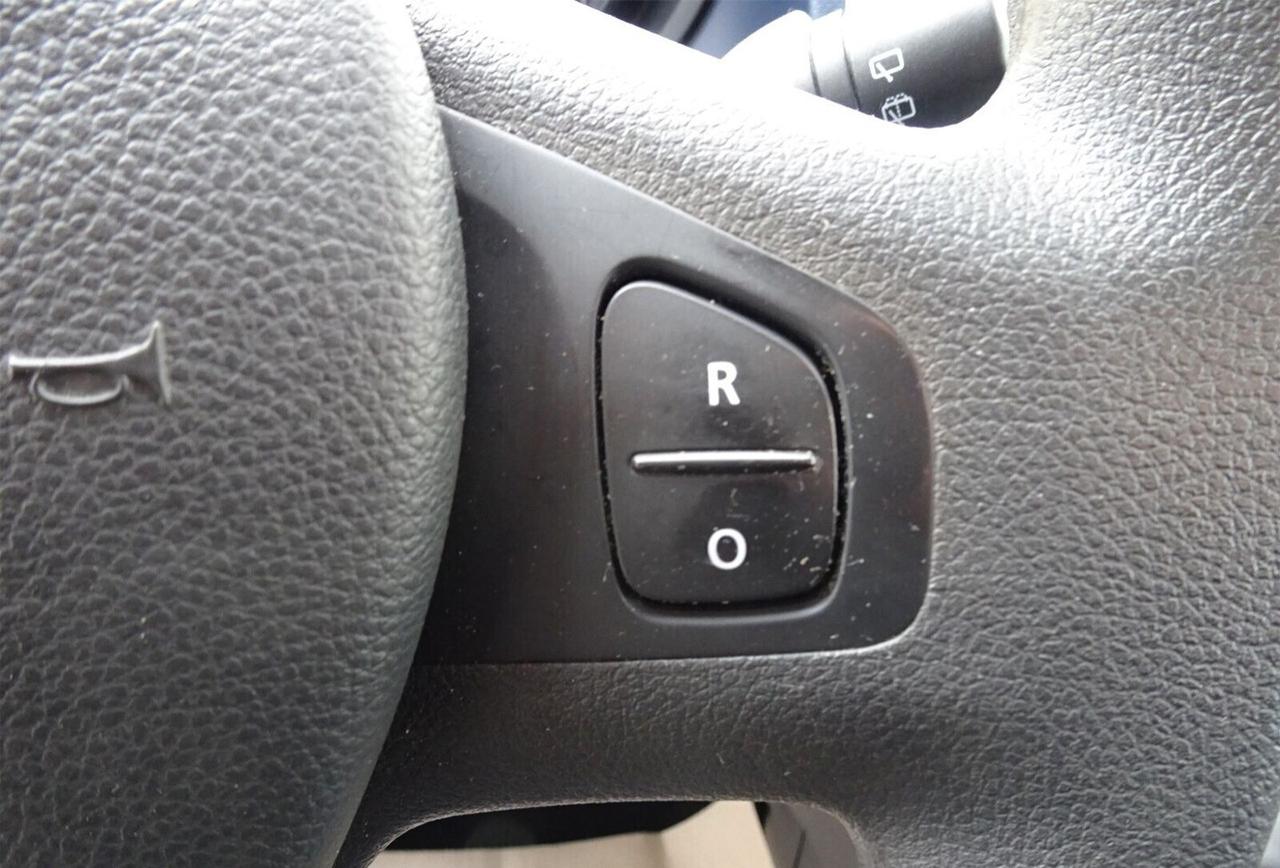 Opel Vivaro Combi 8 posti