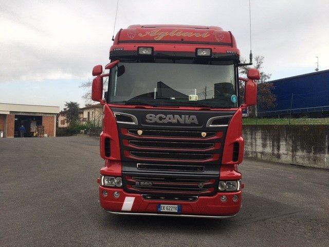 SCANIA R560 A