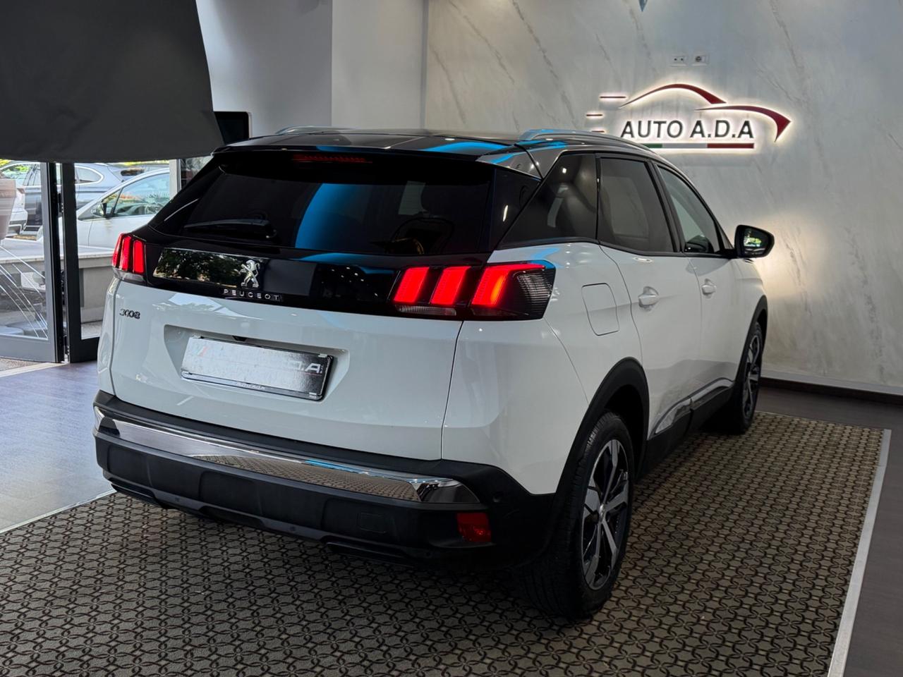 Peugeot 3008 BlueHDi 130 S&S Allure