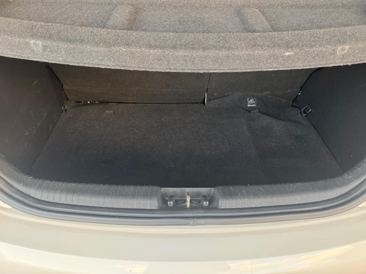 Hyundai i20 1.4 CRDi 5p. Sound Edition