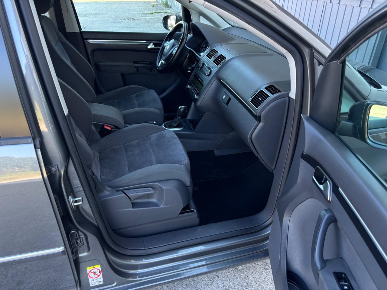 Volkswagen Touran 2.0 TDI 140 CV DSG Highline