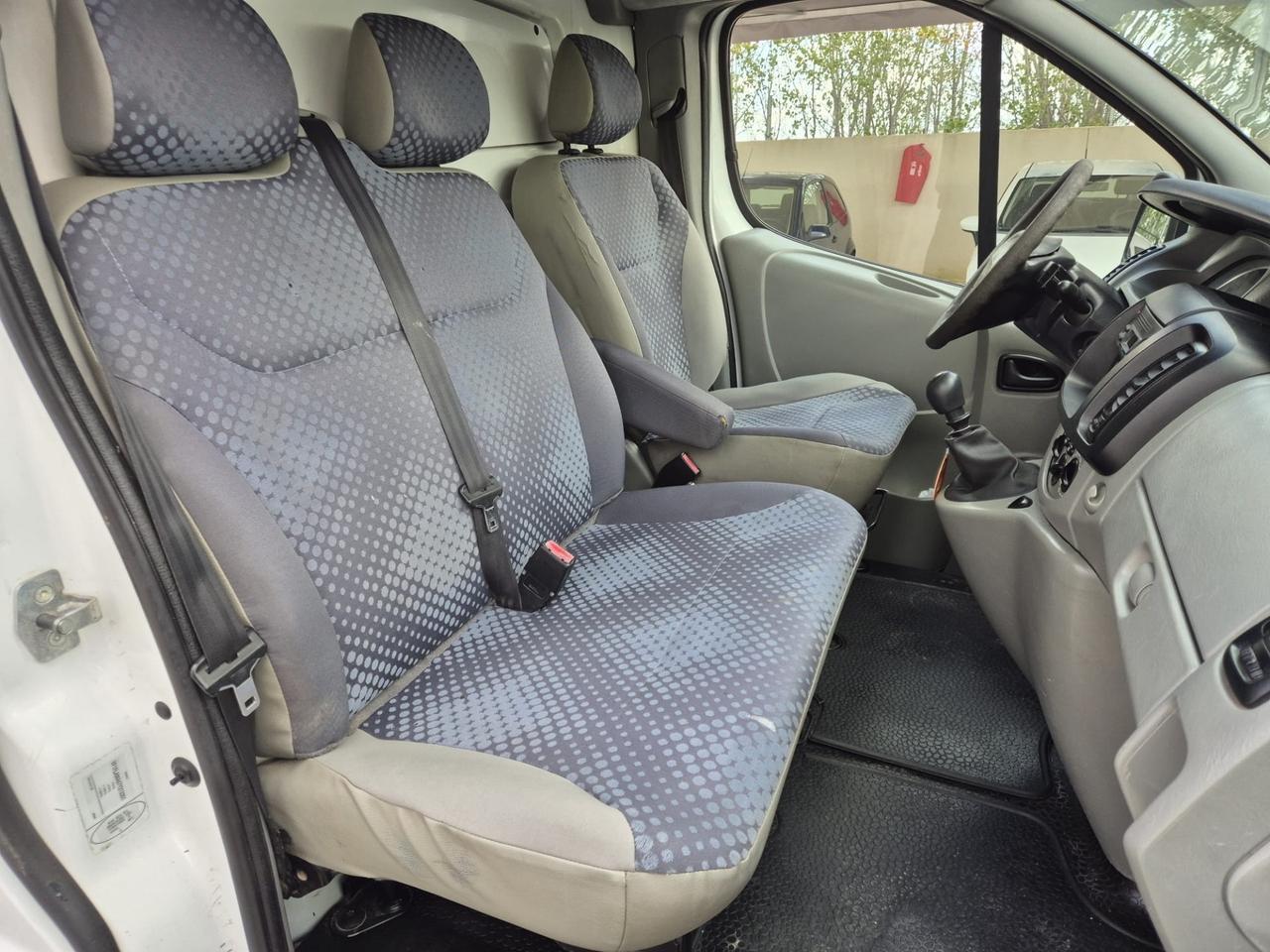 Renault trafic 2.0 DCI