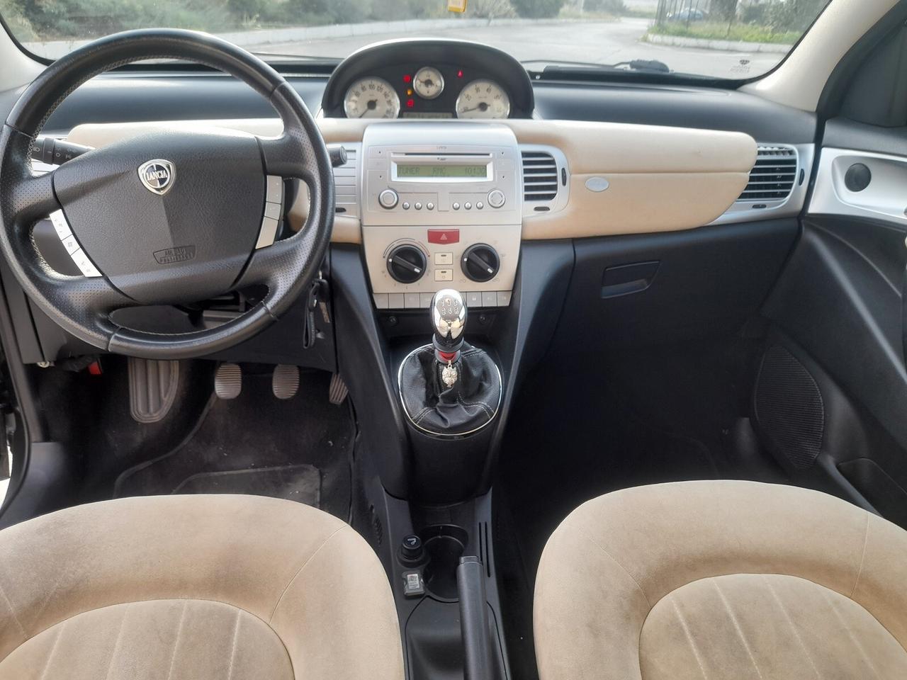 LANCIA YPSILON BENZINA