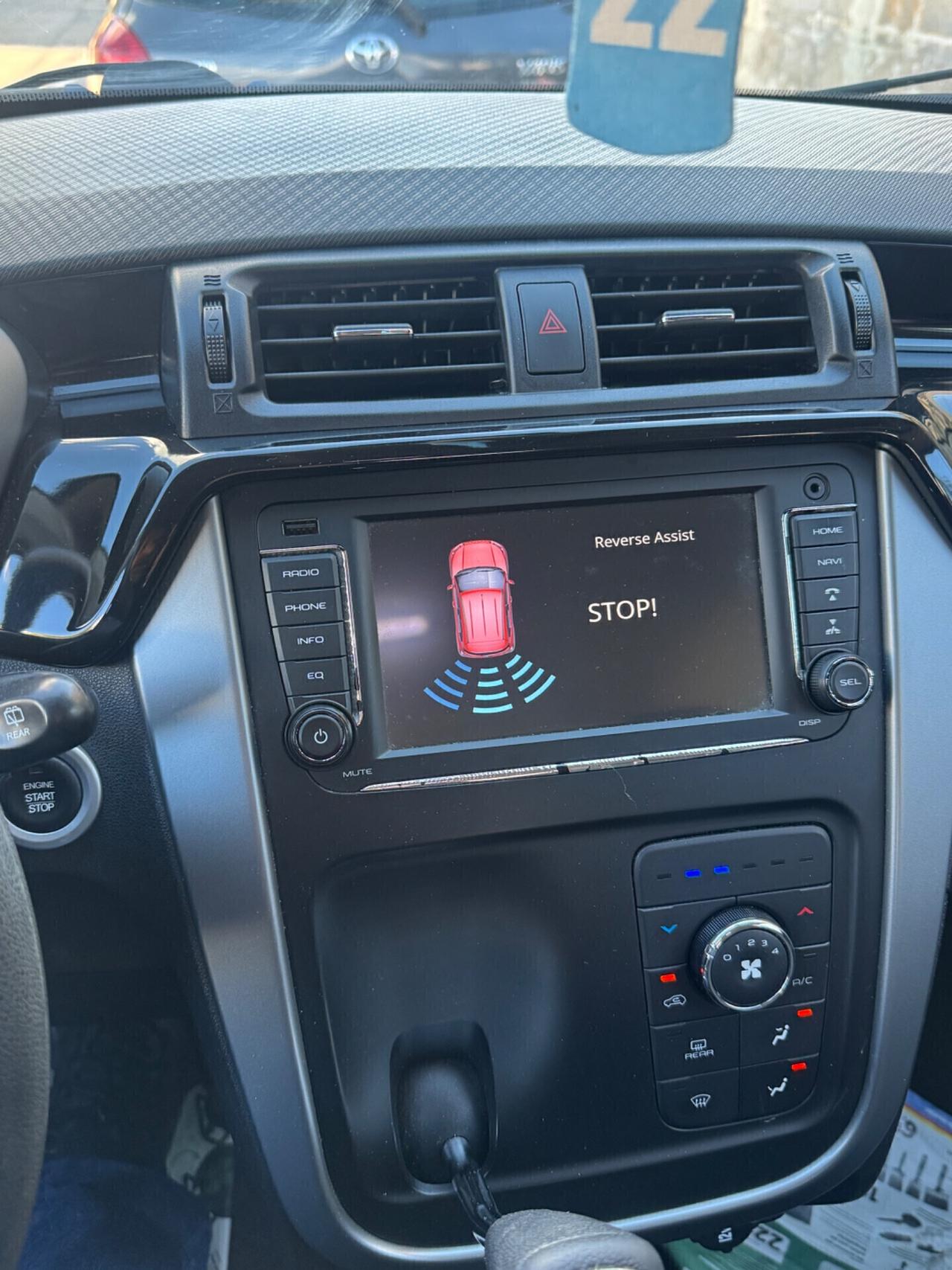 Mahindra KUV100 1.2 VVT M-Bifuel(GPL) K8