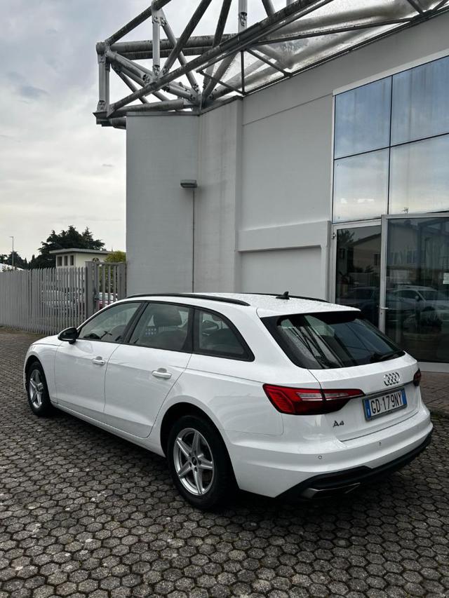 AUDI A4 Avant 30 TDI/136 CV S tronic Business