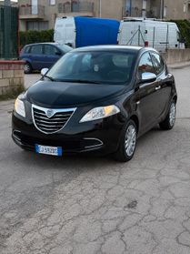 Lancia Ypsilon 1.2 69 CV Platinum
