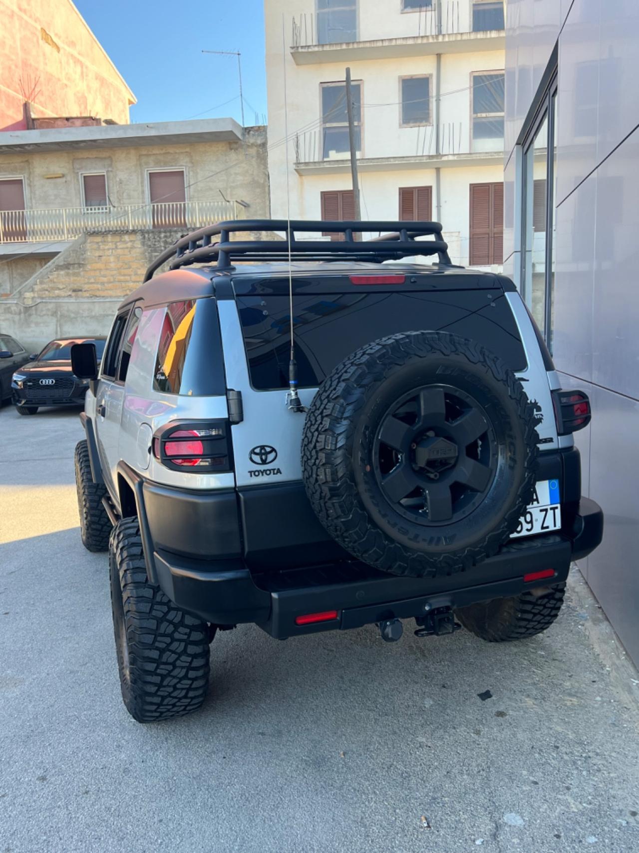 Toyota FJ Cruiser - anno 2008 - auto conto cliente - prezzo €44.900