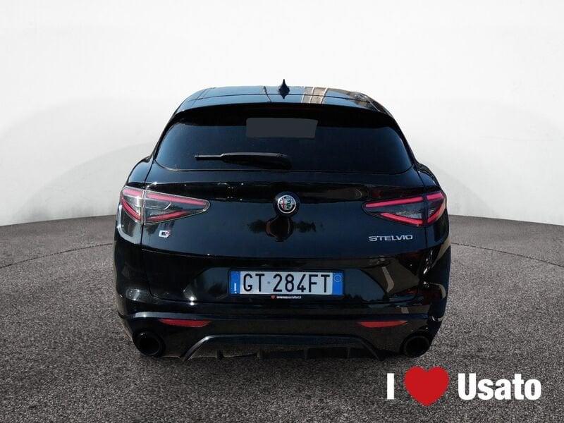 Alfa Romeo Stelvio 2023 2.2 t Veloce Q4 210cv auto