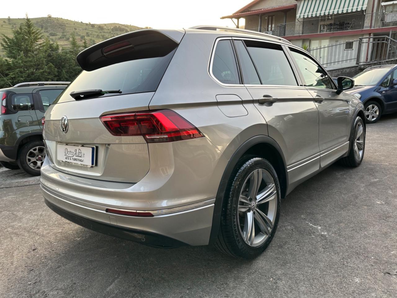 Volkswagen Tiguan 2.0 TDI R-Line rline