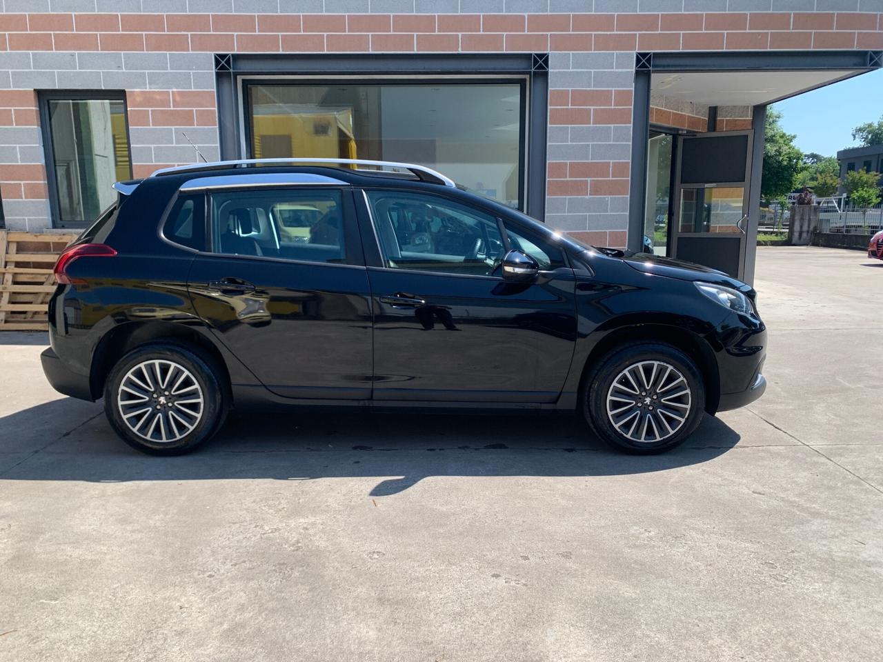 Peugeot 2008 PureTech 82 Active