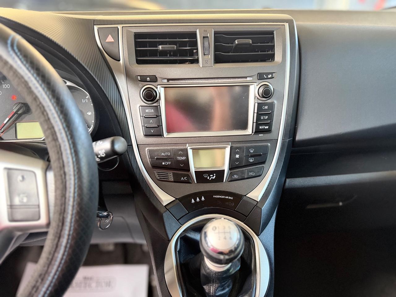Toyota Verso-S 1.3 MT Active NEOPATENTATI