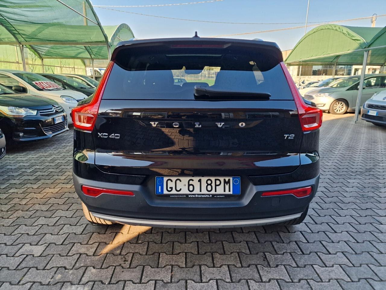 Volvo XC40 T2 Geartronic Momentum Pro tettuccio apribile