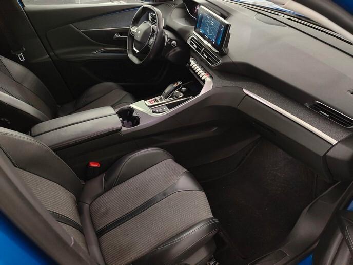 Peugeot 3008 BlueHDi 130 S&S EAT8 Allure