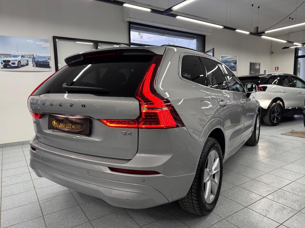VOLVO XC60 B4 automatico Plus Dark LED/ CARPLAY/ UNICO PROP