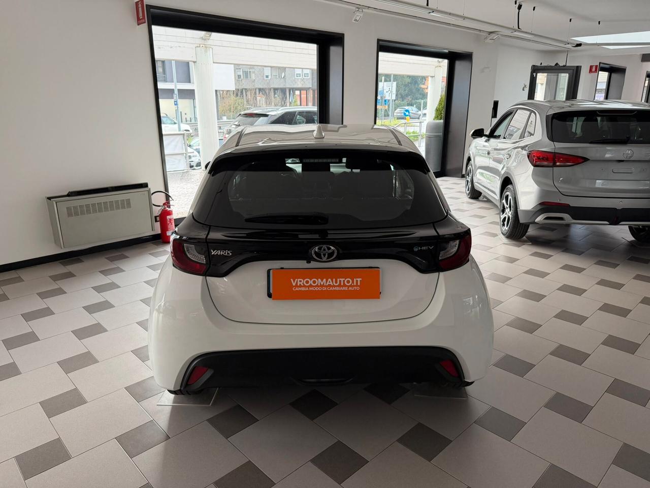 Toyota Yaris 1.5 Hybrid 5 porte Active