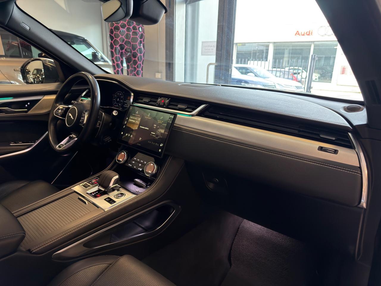 Jaguar F-Pace 2.0 D 204 CV AWD aut. R-Dynamic SE