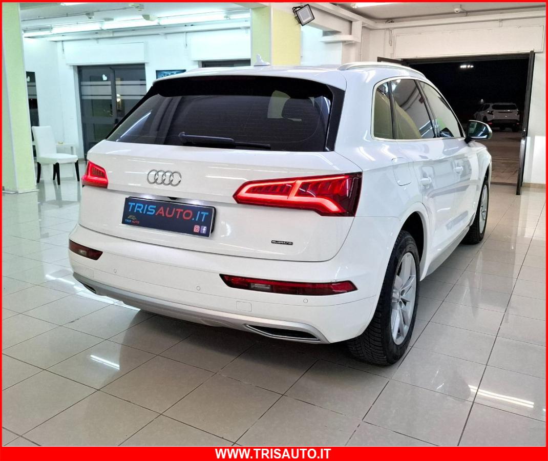 AUDI Q5 35 2.0 Tdi S-tronic Quattro Business Sport (NAVI)
