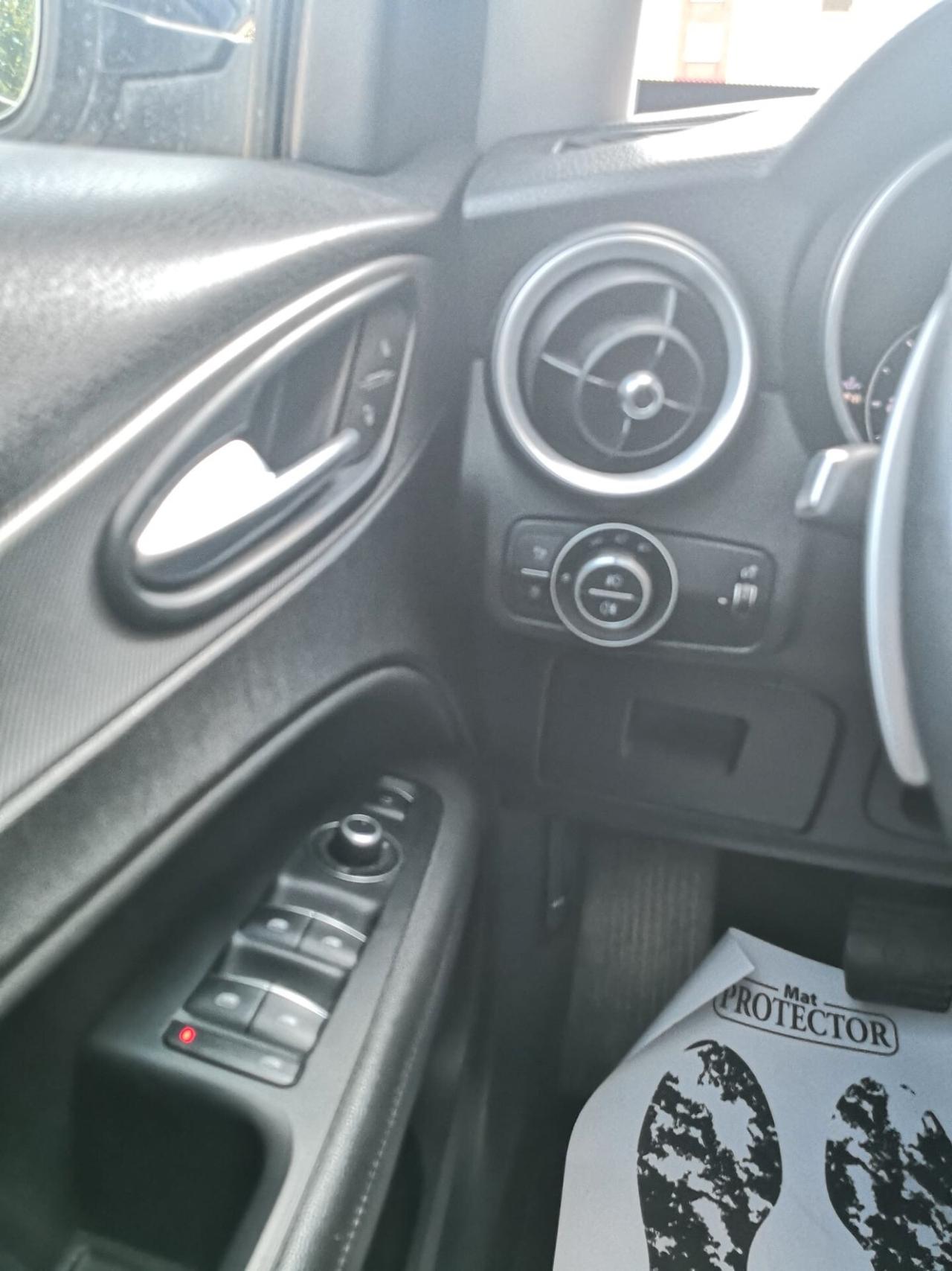 Alfa Romeo Stelvio 2.2 Turbodiesel 210 CV AT8 Q4 ***TELECAMERA***