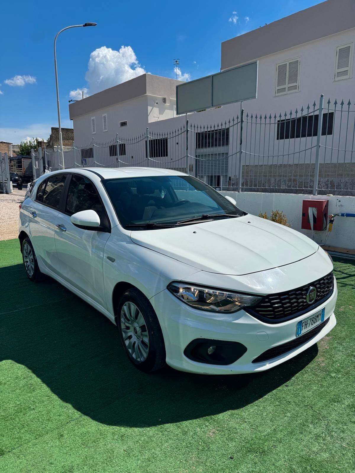 Fiat Tipo 1.6 Mjt 4 porte Opening Edition