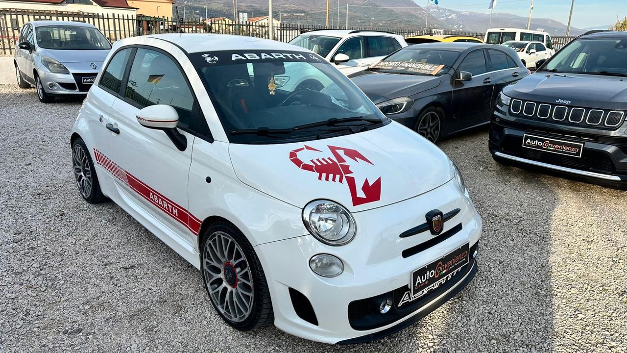 Abarth 500 1.4 Turbo T-Jet Custom