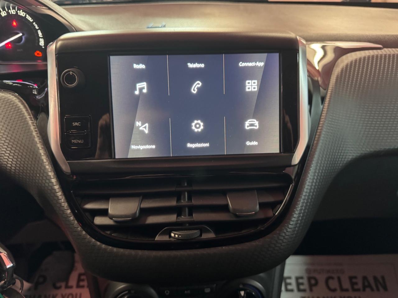 Peugeot 2008 BlueHDi 100 S&S Signature