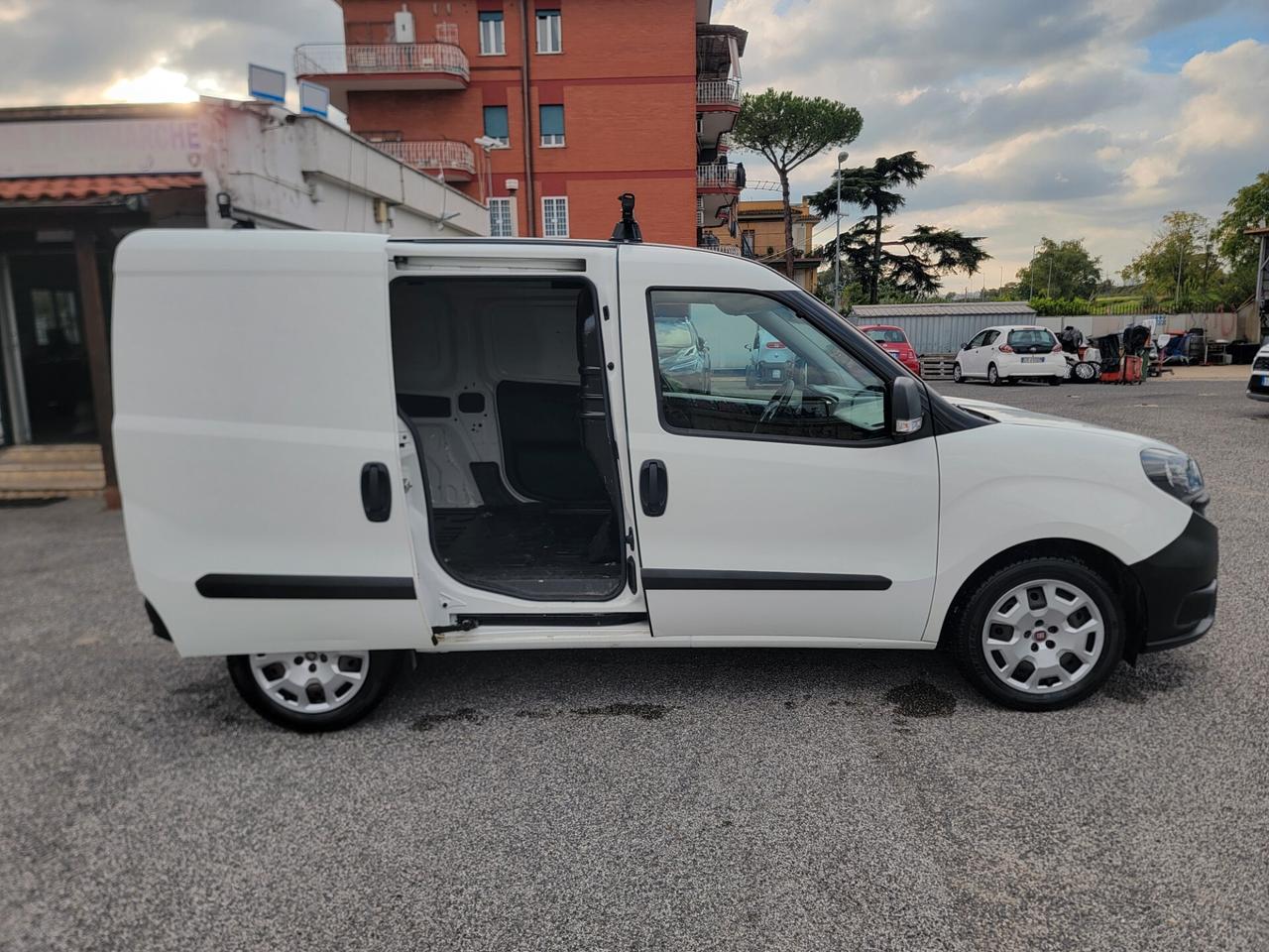 Fiat Doblò 1.6 jtd 3 posti euro 6 garanzia 12 mesi