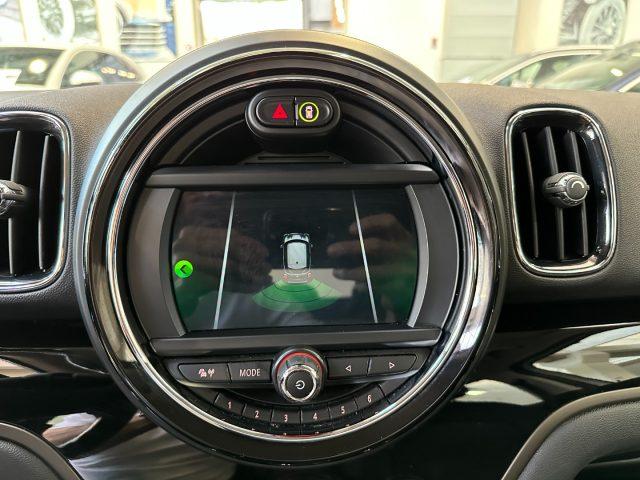 MINI Countryman 2.0 Cooper D Business Automatica - 17" - Navi