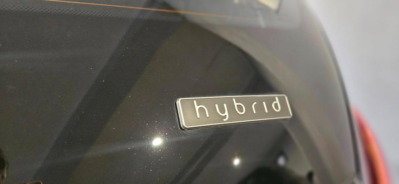 Lancia Ypsilon 1.0 HYBRID 5 porte Posti Gold
