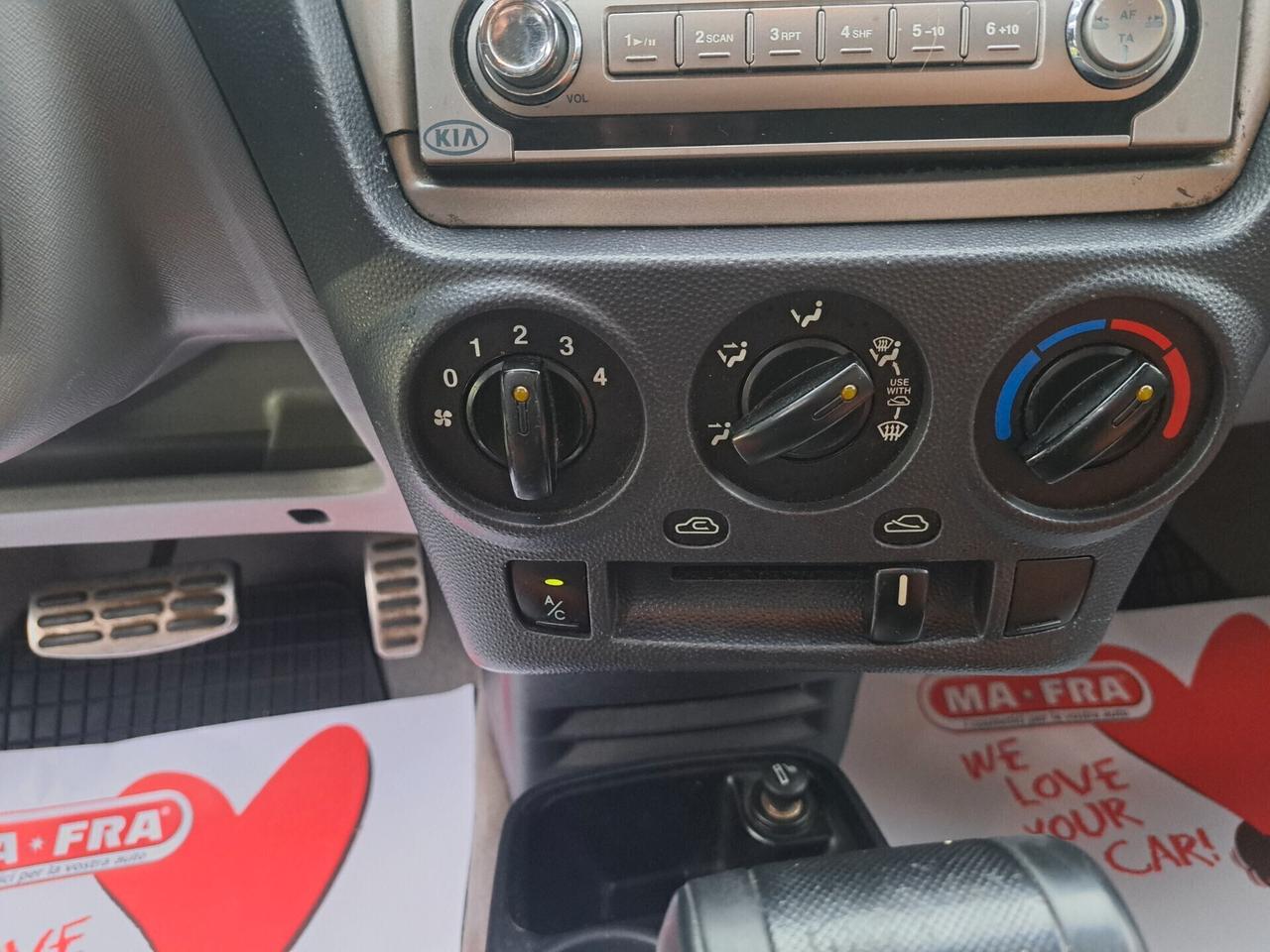 Kia Picanto 1.0 benzina / 65 cv/AUTOMATICA , perfetta NEOPATENTATI