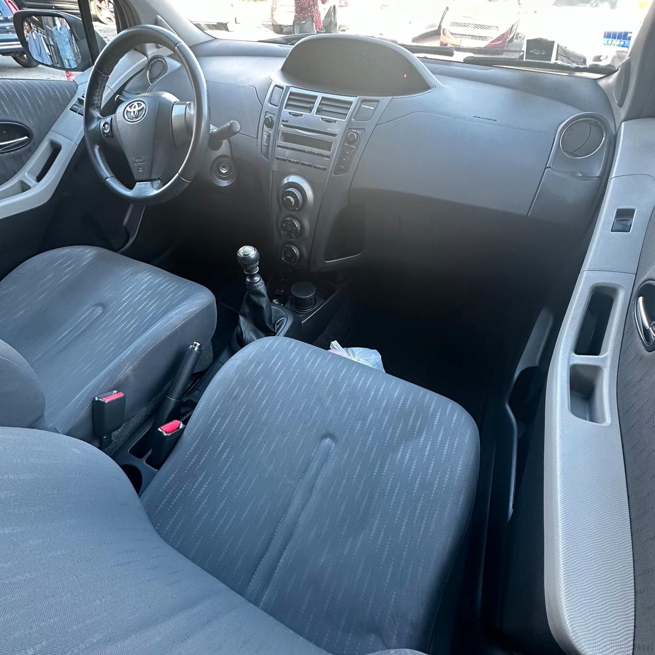 Toyota Yaris 1.3 5 porte