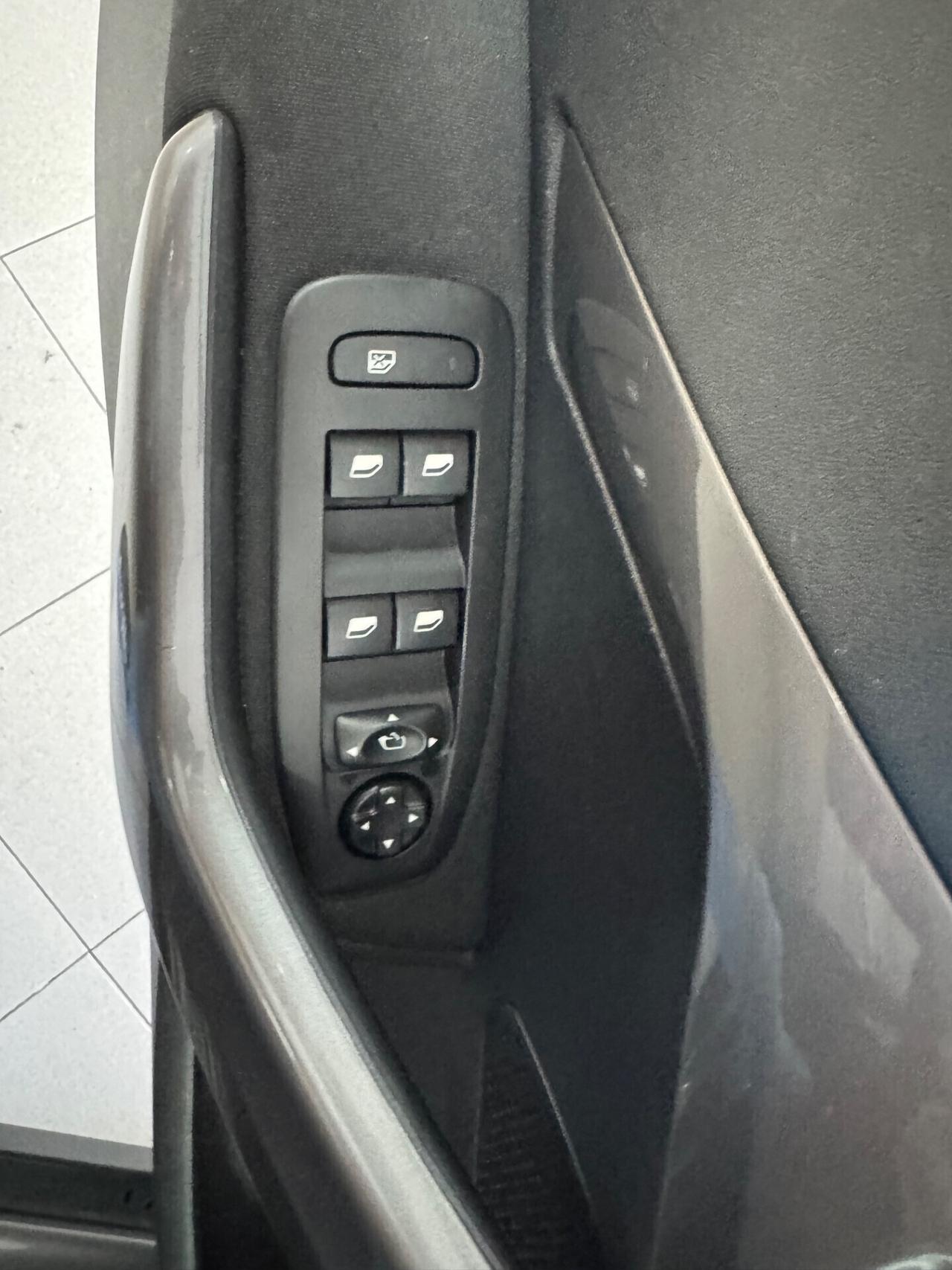 Peugeot 2008 BlueHDi 75 Active