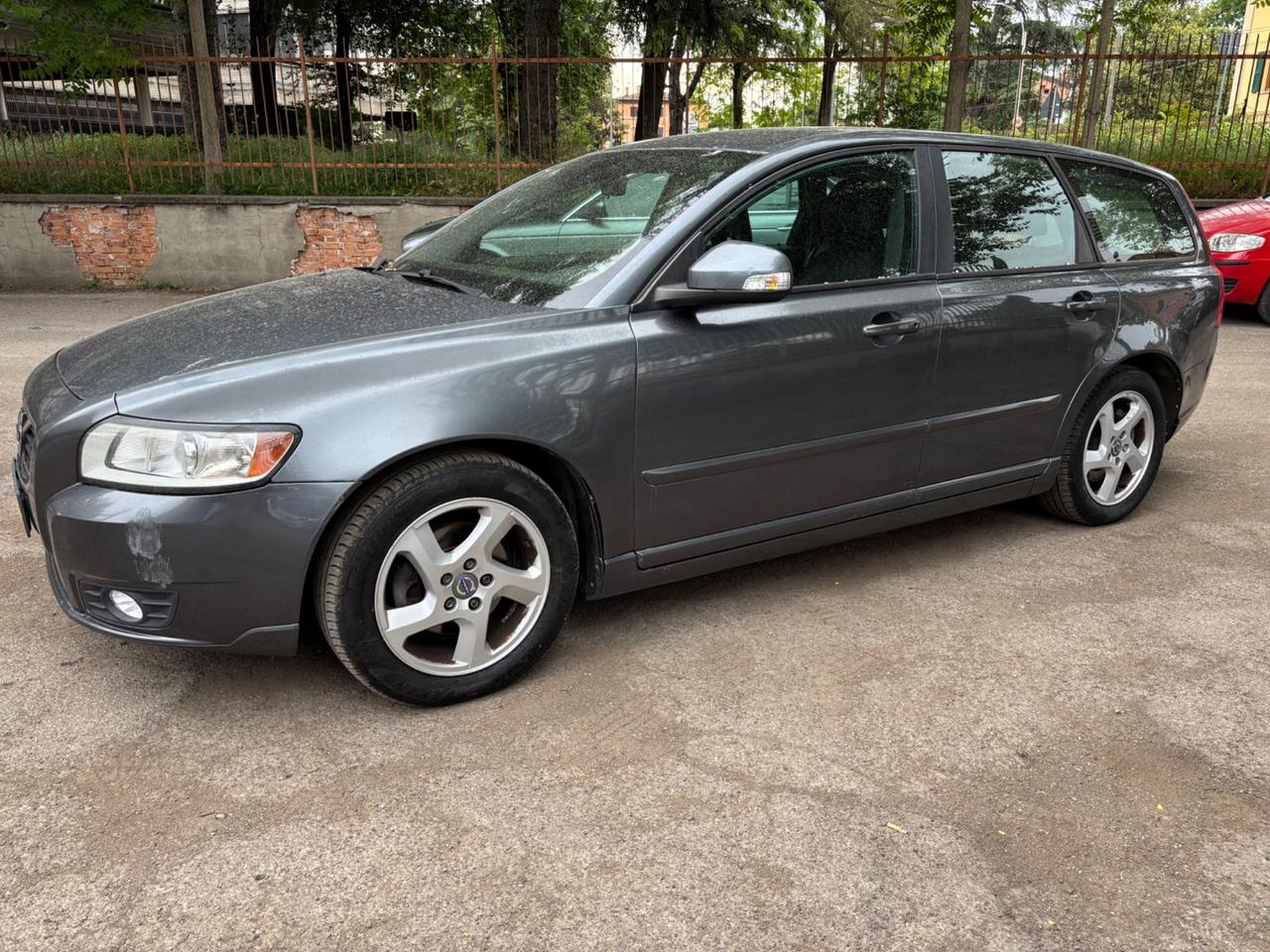 Volvo V50 D4 Momentum
