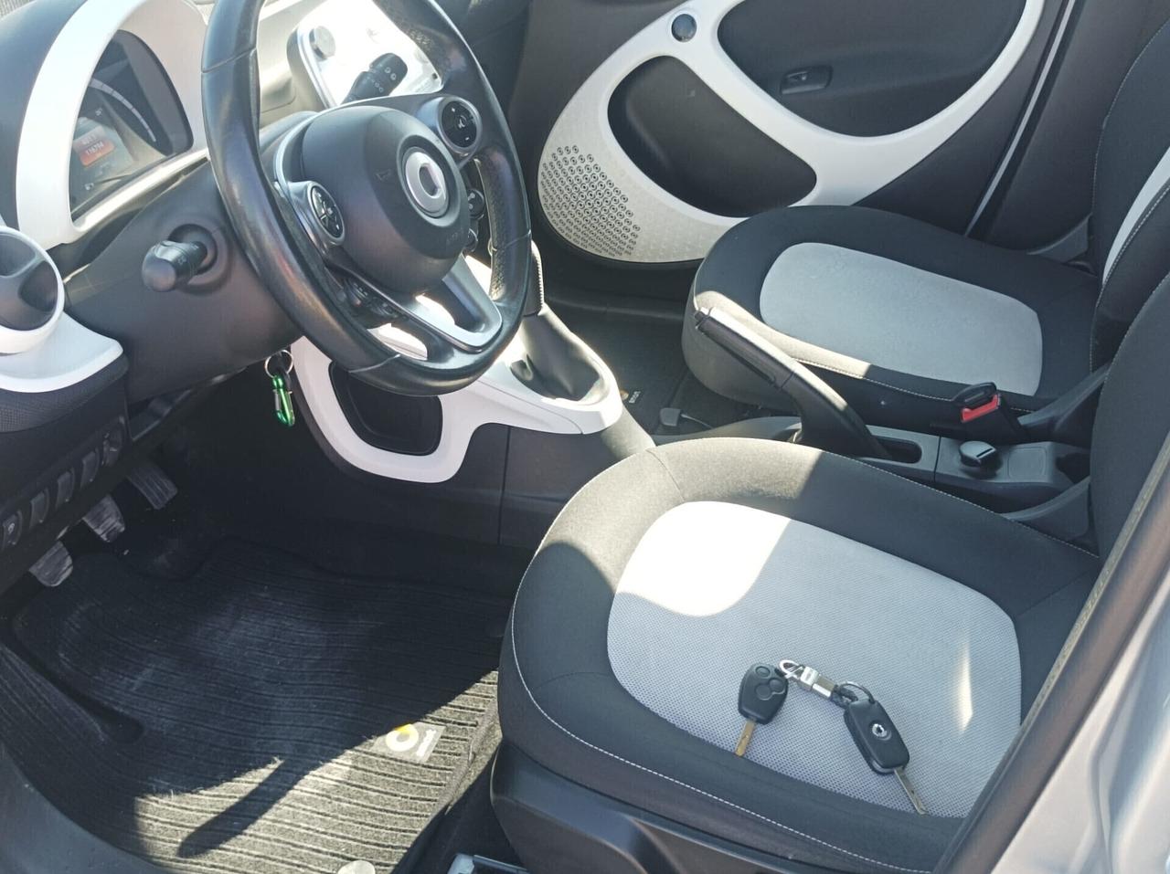 Smart ForFour 70 1.0 Passion