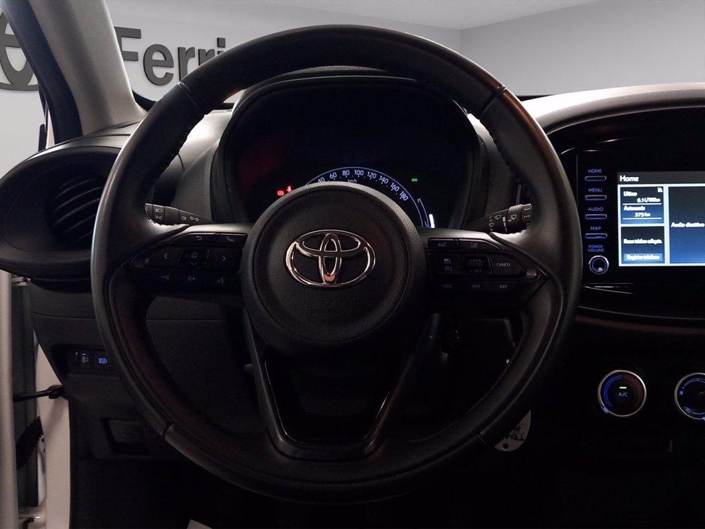 TOYOTA Aygo x 1.0 active 72cv del 2022