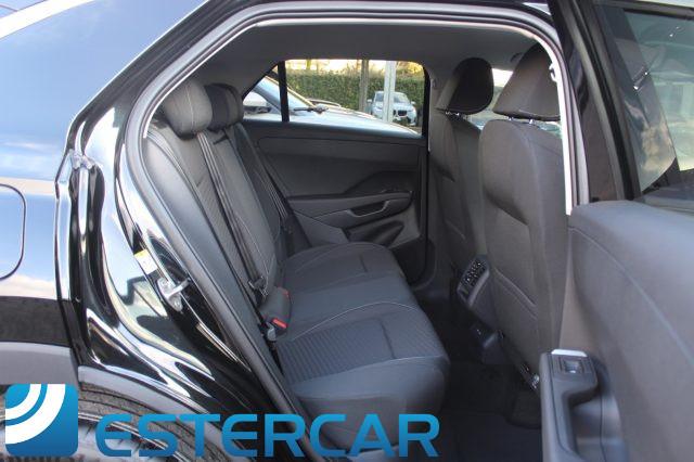 VOLKSWAGEN T-Roc 1.5 eTSI ACT DSG Life