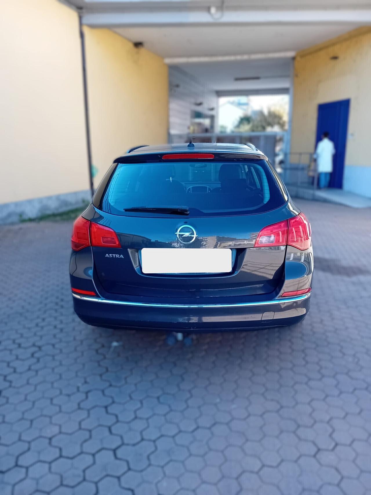 Opel Astra 1.4 Turbo