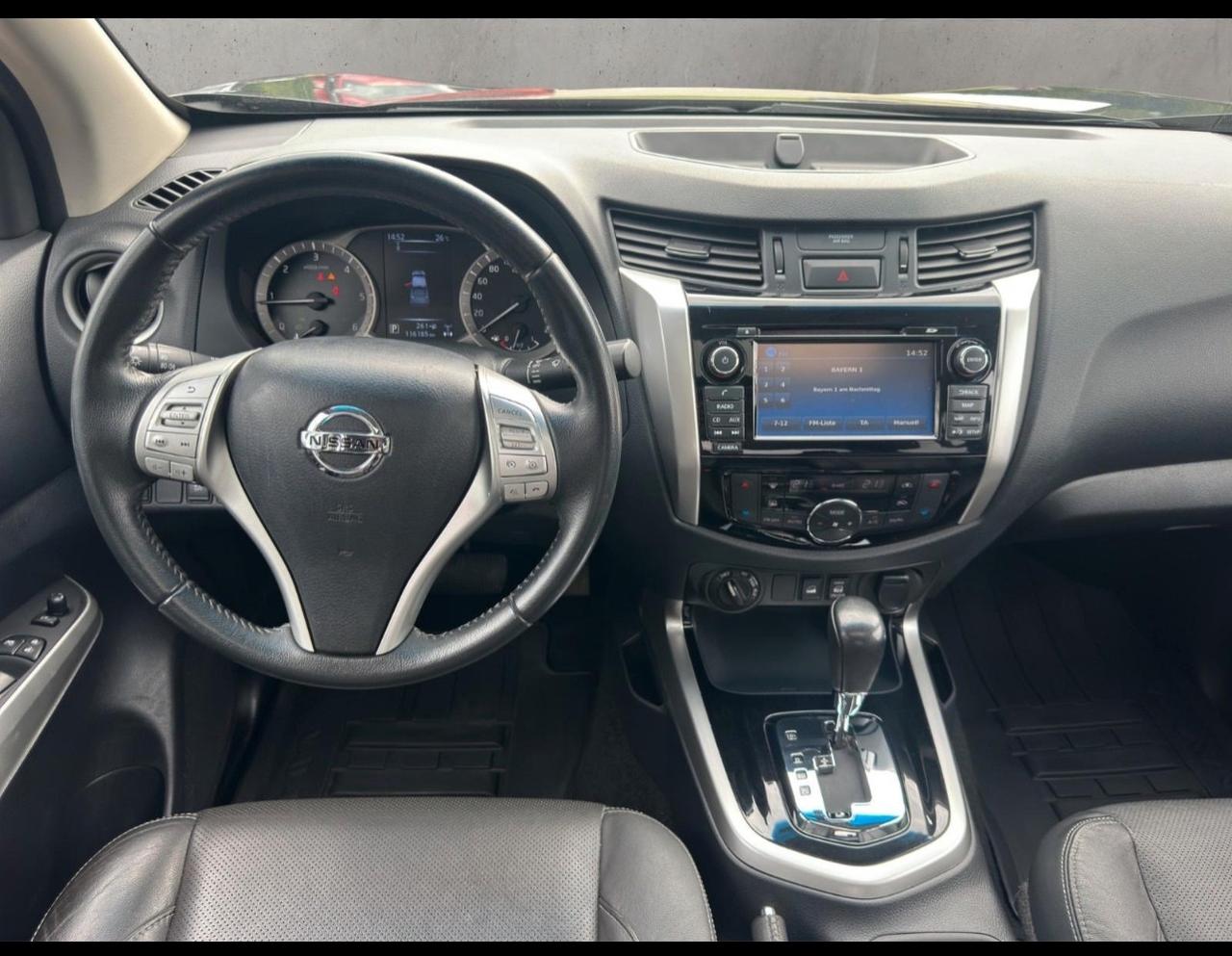 Nissan Navara 2.3 dCi 190 CV 4WD Double Cab N-Guard