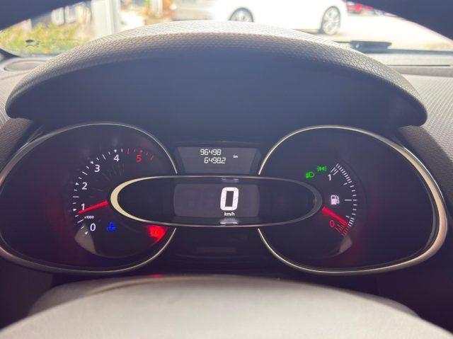 RENAULT Clio dCi 8V 75 CV 5 porte Moschino Intens