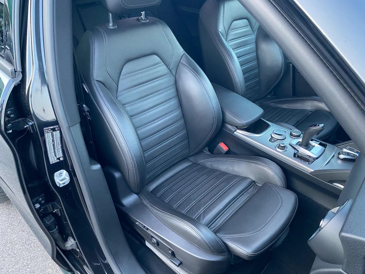 Alfa Romeo Stelvio 2.2 Turbodiesel 210 CV AT8 Q4 Veloce