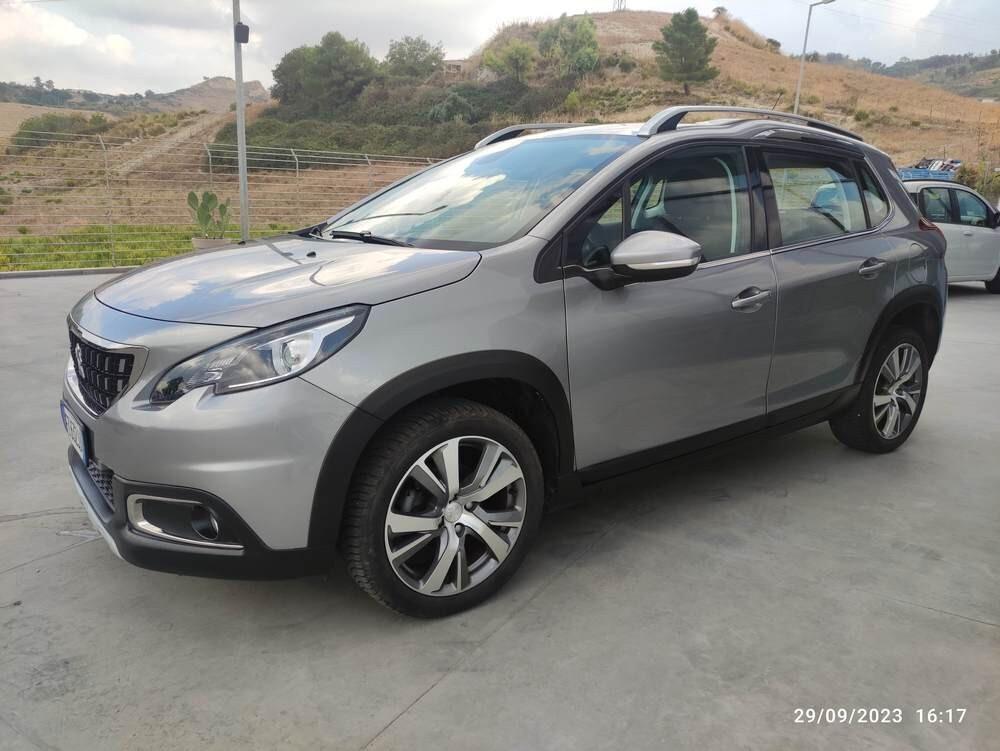 Peugeot 2008 BlueHDi 100 S&S Allure