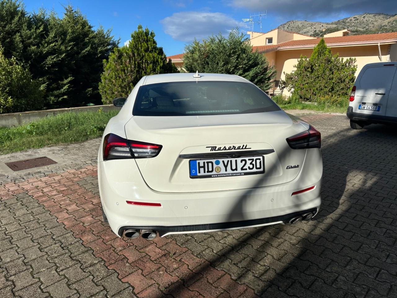 Maserati Ghibli 330 CV MHEV Executive