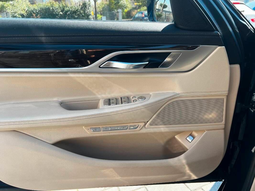 BMW Serie 7 740e Eccelsa auto