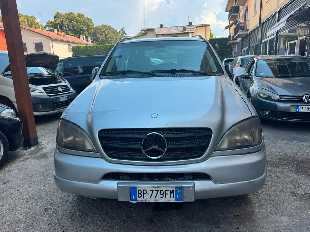 Mercedes-benz ML 270 turbodiesel cat CDI MOTORE CON VALVOLA BLOCCATA – VENDITA INTERA PER RICAMBI